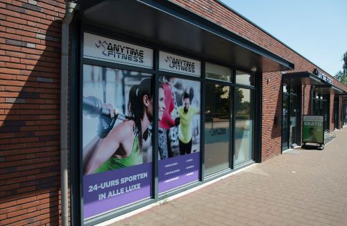 Anytime Fitness raambestickering