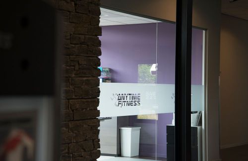 Anytime Fitness glass etch